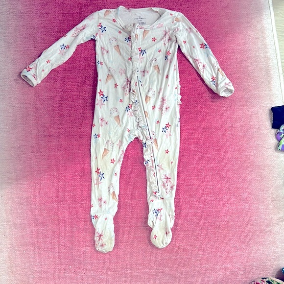 Little Pajama Co. Ice Cream Cone and Stars Print. SZ 6-9m - Picture 1 of 5